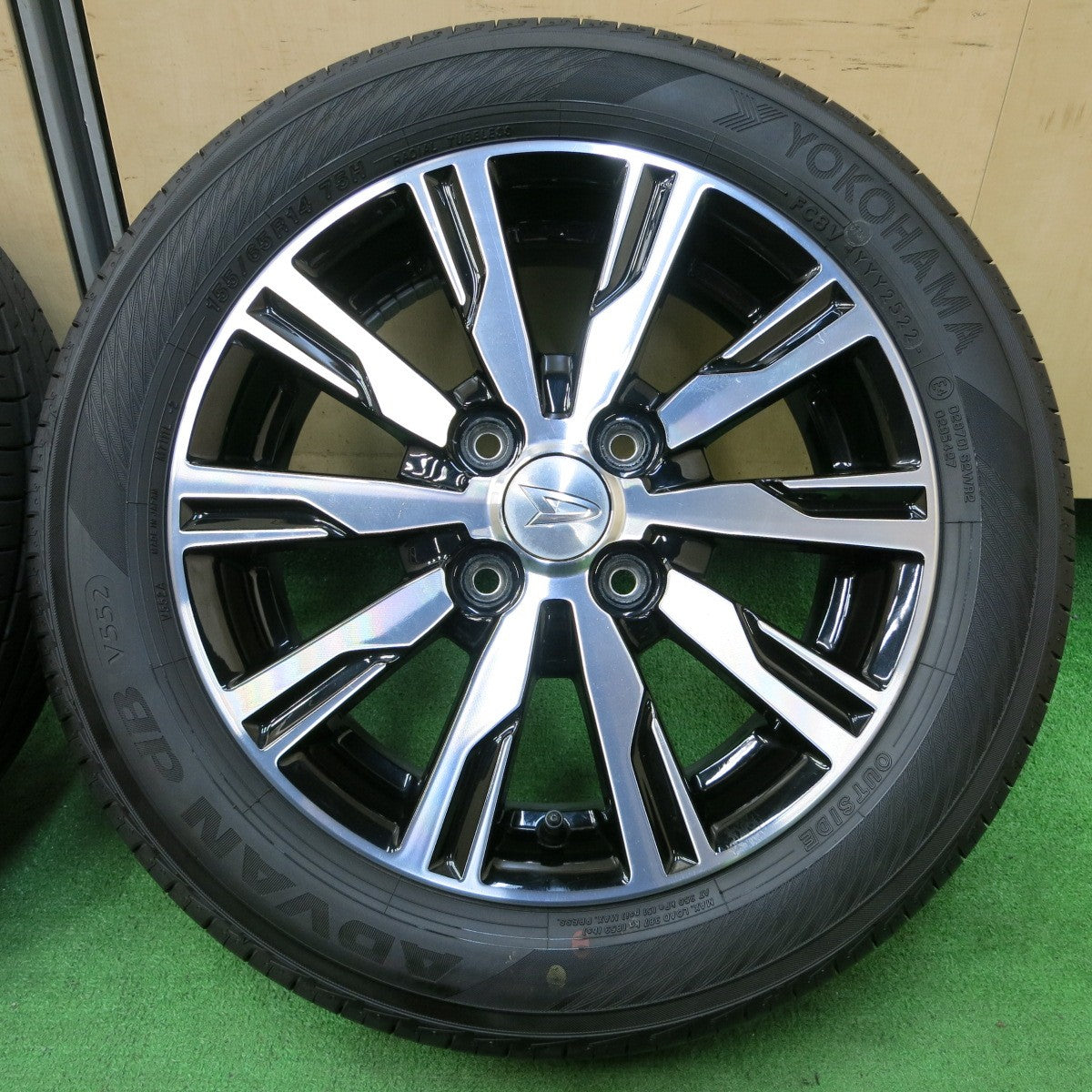 *送料無料* バリ溝！22年！ほぼ10分★ダイハツ タント カスタム 純正 155/65R14 ヨコハマ アドバン dB V552 14インチ PCD100/4H★4052008イノ