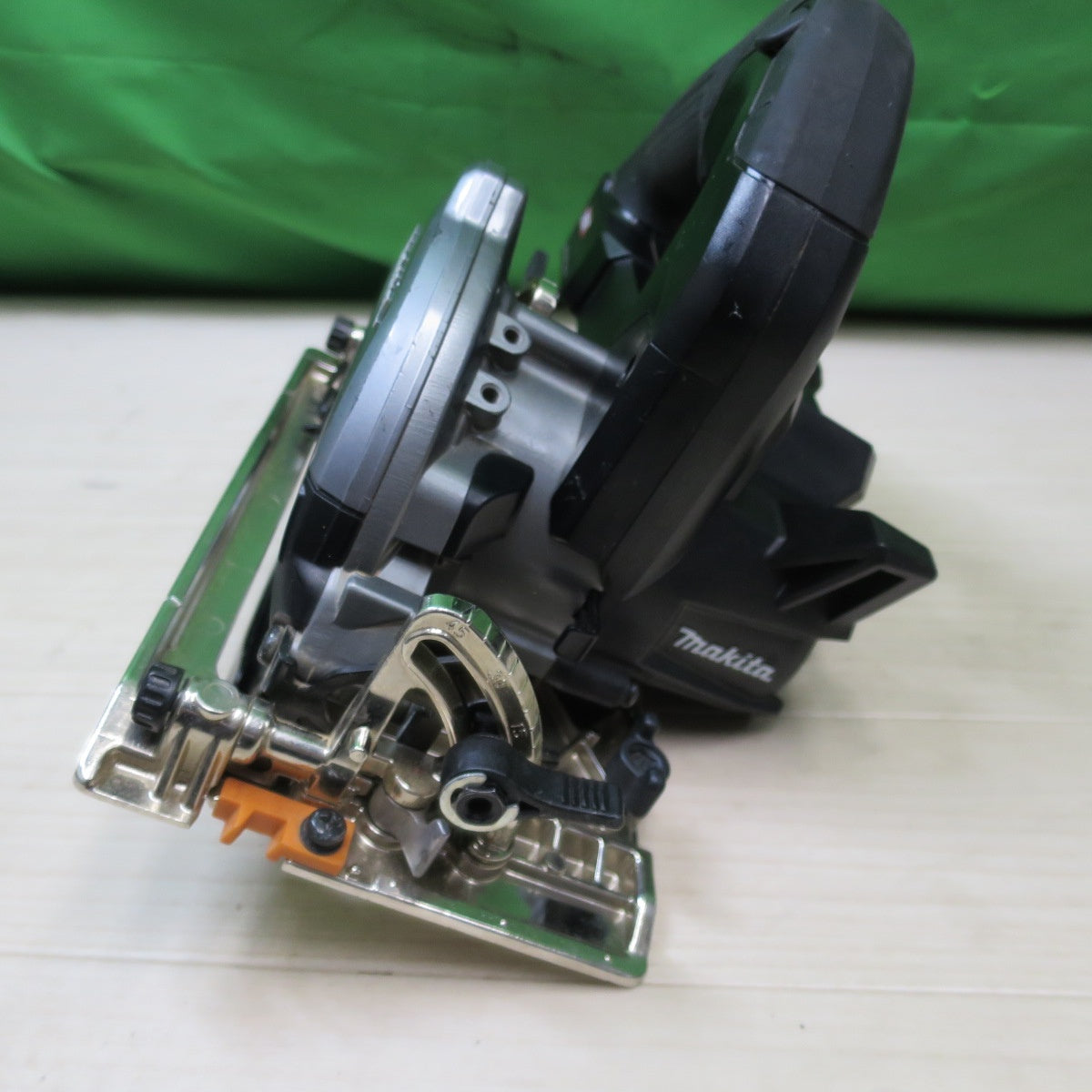 [送料無料] キレイ☆マキタ 125mm 充電式 マルノコ HS005G 電動 工具 切断機 丸のこ 丸ノコ 丸鋸 makita☆