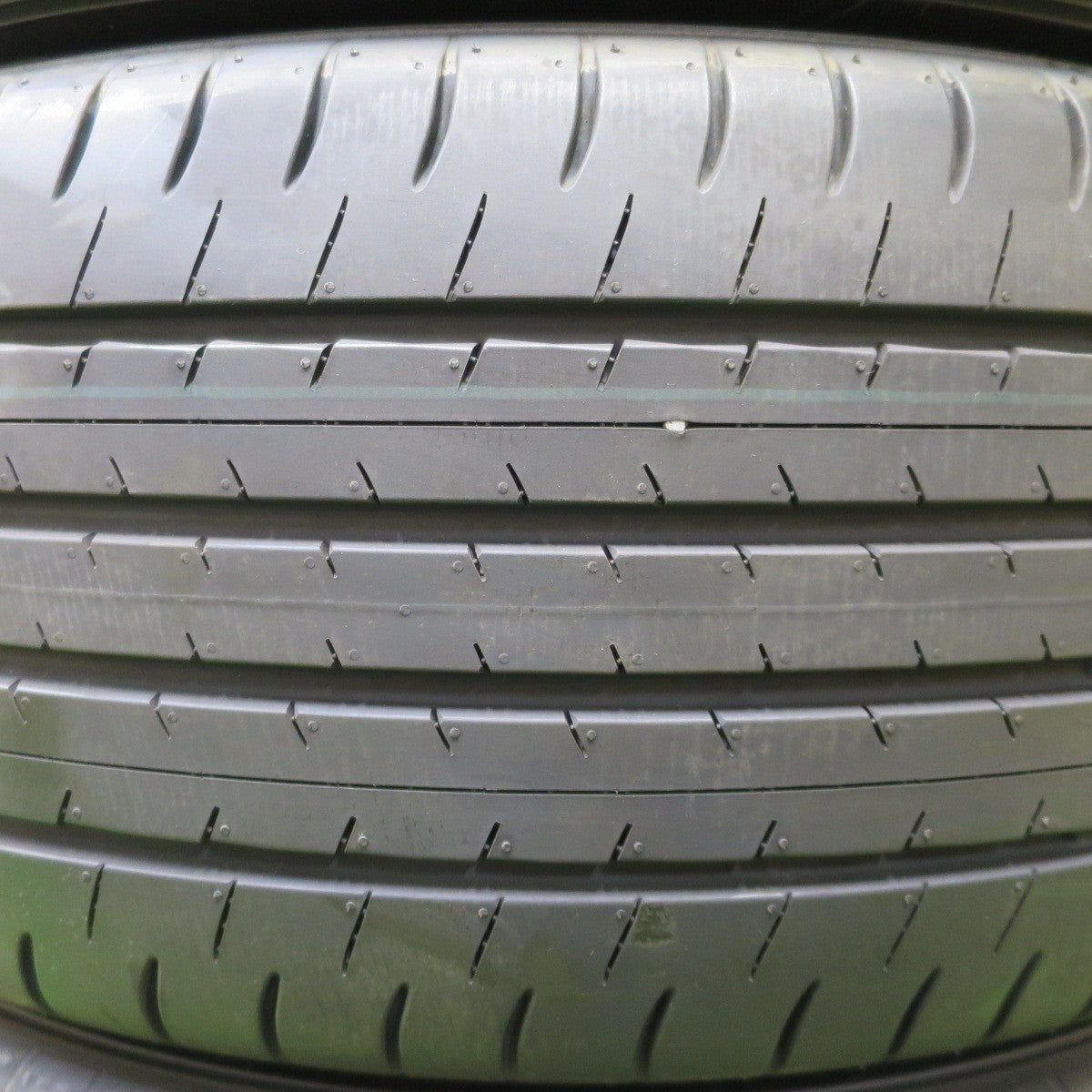 新車外し！24年★235/55R19 ダンロップ SPスポーツマックス 050 タイヤ 19インチ クラウン セダン アリア RAV4 PHV 等★6060504NGノタ