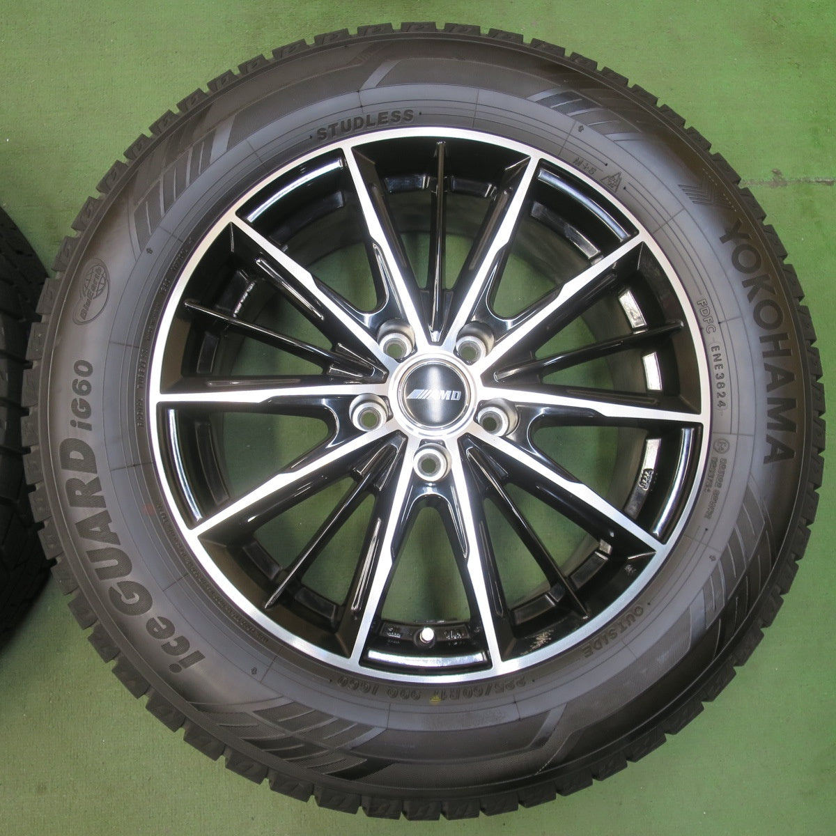 バリ溝！24年！キレイ！ほぼ10分★BADX AMD G-line SP 225/60R17 スタッドレス ヨコハマ アイスガード iG60 17インチ Gライン PCD114.3/5H★5111207イス