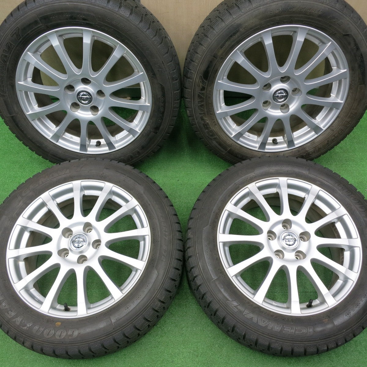 [送料無料] バリ溝！キレイ！9分★日産 V37 スカイライン 純正 225/55R17 スタッドレス グッドイヤー アイスナビ7 17インチ PCD114.3/5H★4111802NJス