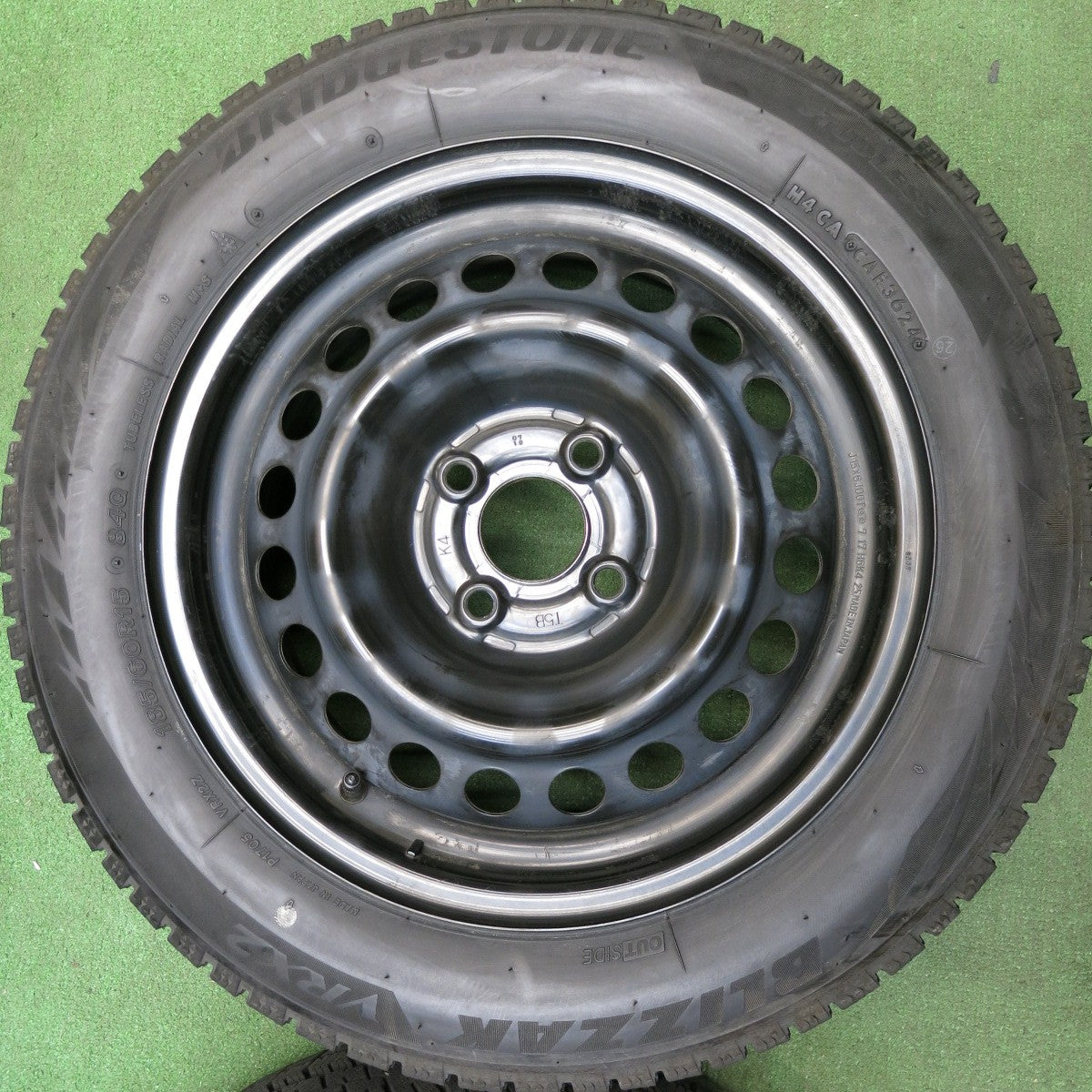 バリ溝！24年！9分★ホンダ フィット 純正 スチール 185/60R15 スタッドレス ブリヂストン ブリザック VRX2 15インチ FIT PCD100/4H★6031511HAス