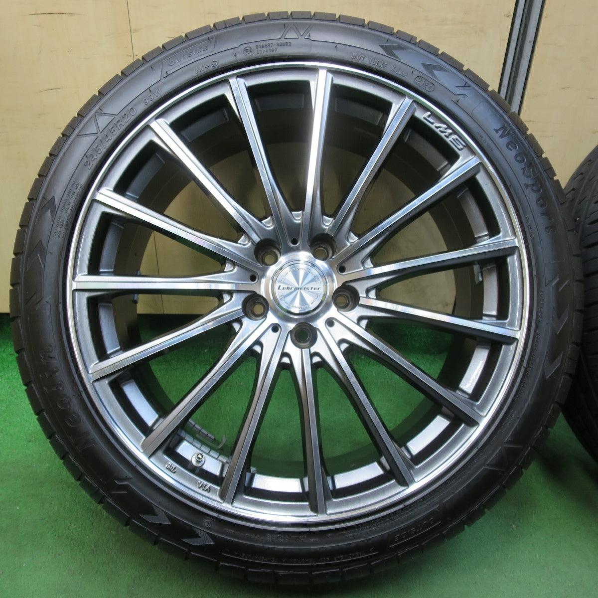 [送料無料] バリ溝！24年！9.5分★Lehrmeister LM-S FS15 245/45R20 ネオリン ネオスポーツ 20インチ レアマイスター LMS PCD114.3/5H★5031006イノ