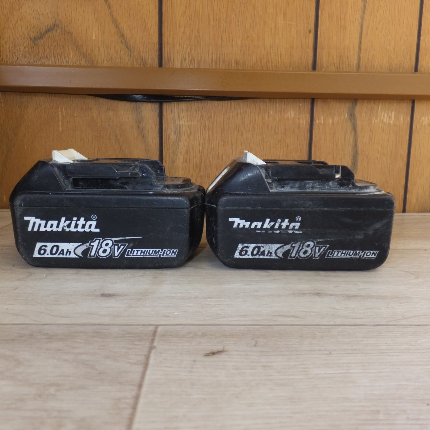 [送料無料] ★マキタ makita 充電式インパクトドライバ TD173D　バッテリ BL1860B 3個　急速充電器 DC18RF　セット★
