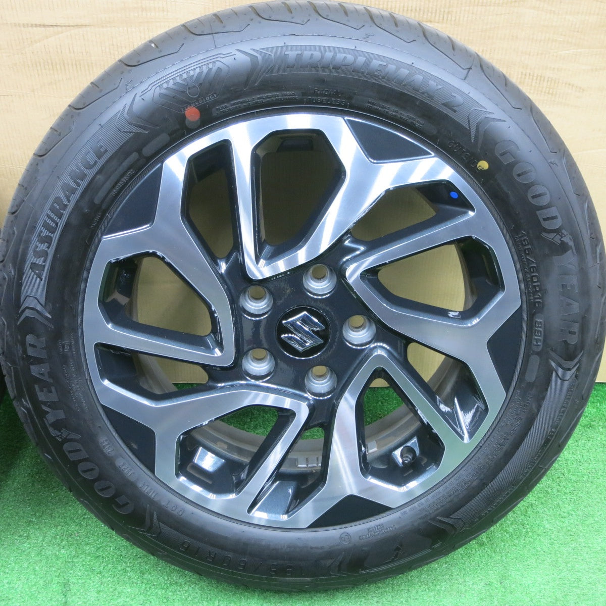 新車外し！25年★スズキ フロンクス 純正 195/60R16 グッドイヤー TRIPLEMAX2 16インチ PCD114.3/5H★6020601NKノ