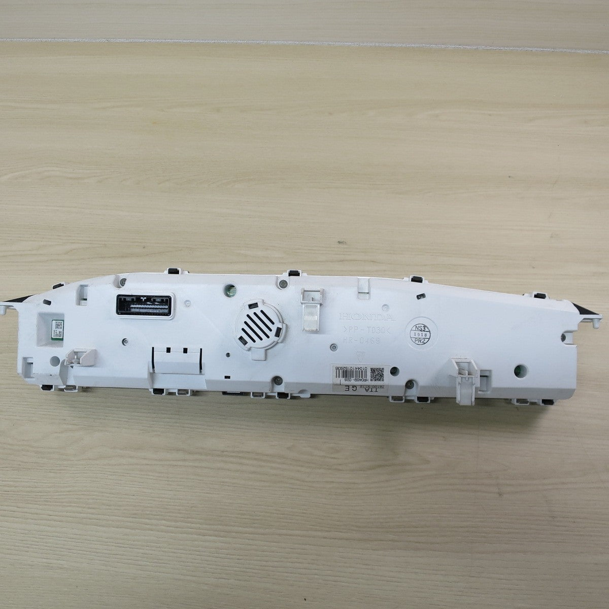 ♪ホンダ N-BOX 純正 スピード メーター HR-0469 28100-N112 HR0469-028 カー パーツ HONDA♪ [送料無料]