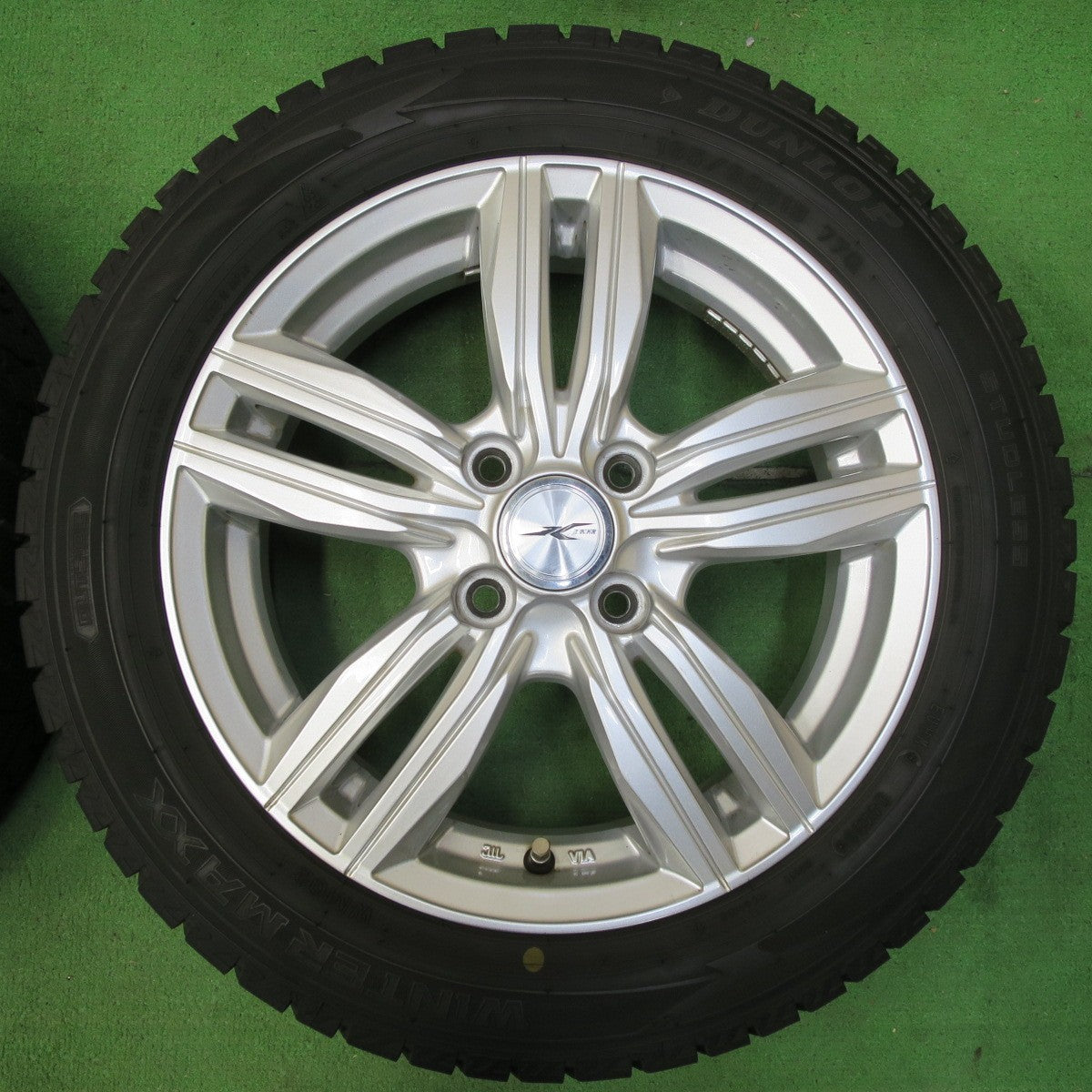 [送料無料] バリ溝！20年！キレイ！9分★スタッドレス 165/60R15 ダンロップ ウインターマックス WM02 JOKER ジョーカー 15インチ PCD100/4H★4093013イス