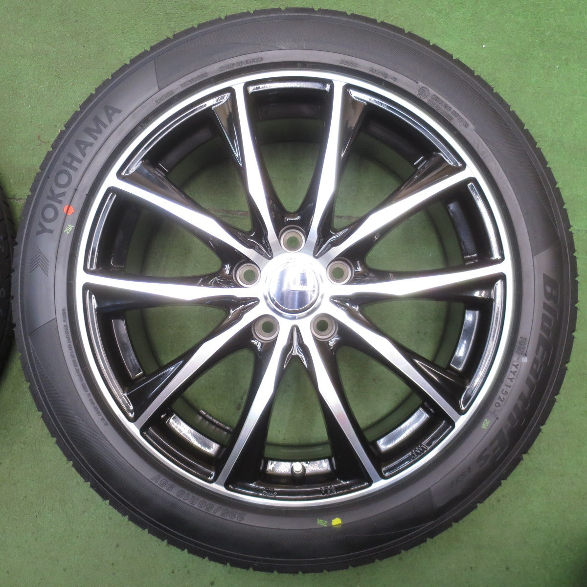 未使用！26年◎225/50R18 ヨコハマ BluEarth-ES ES32 D.O.S. DOS ブルーアース 18インチ PCD114.3/5H◎6060201NJノ