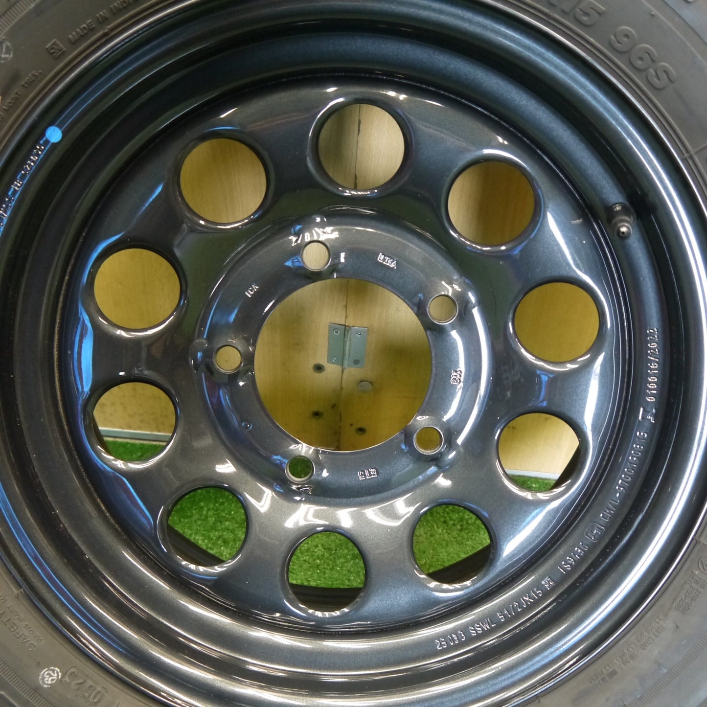 未使用！25年！1本★スズキ JB74 ジムニー シエラ 純正 スチール 195/80R15 ブリヂストン デューラー H/L 852 15インチ スペア PCD139.7/5H★6051203Hノ