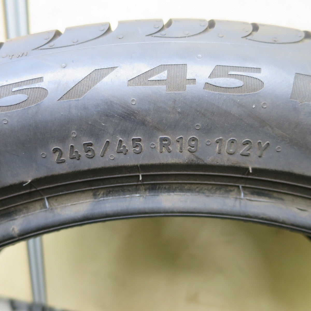 1本価格！24年★245/45R19 ピレリ POWERGY パワジー 19インチ タイヤ アルファード ヴェルファイア 等★6020903ナノタ