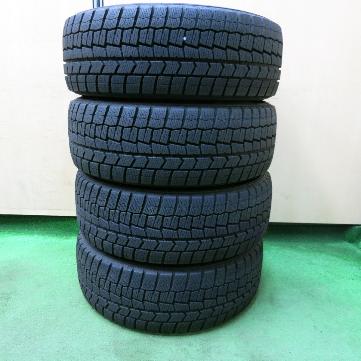 [送料無料] バリ溝！22年！キレイ！ほぼ10分★スタッドレス 215/50R17 ダンロップ ウインターマックス WM02 LFSPORT LFスポーツ 17インチ PCD114.3/5H★4120406SYス