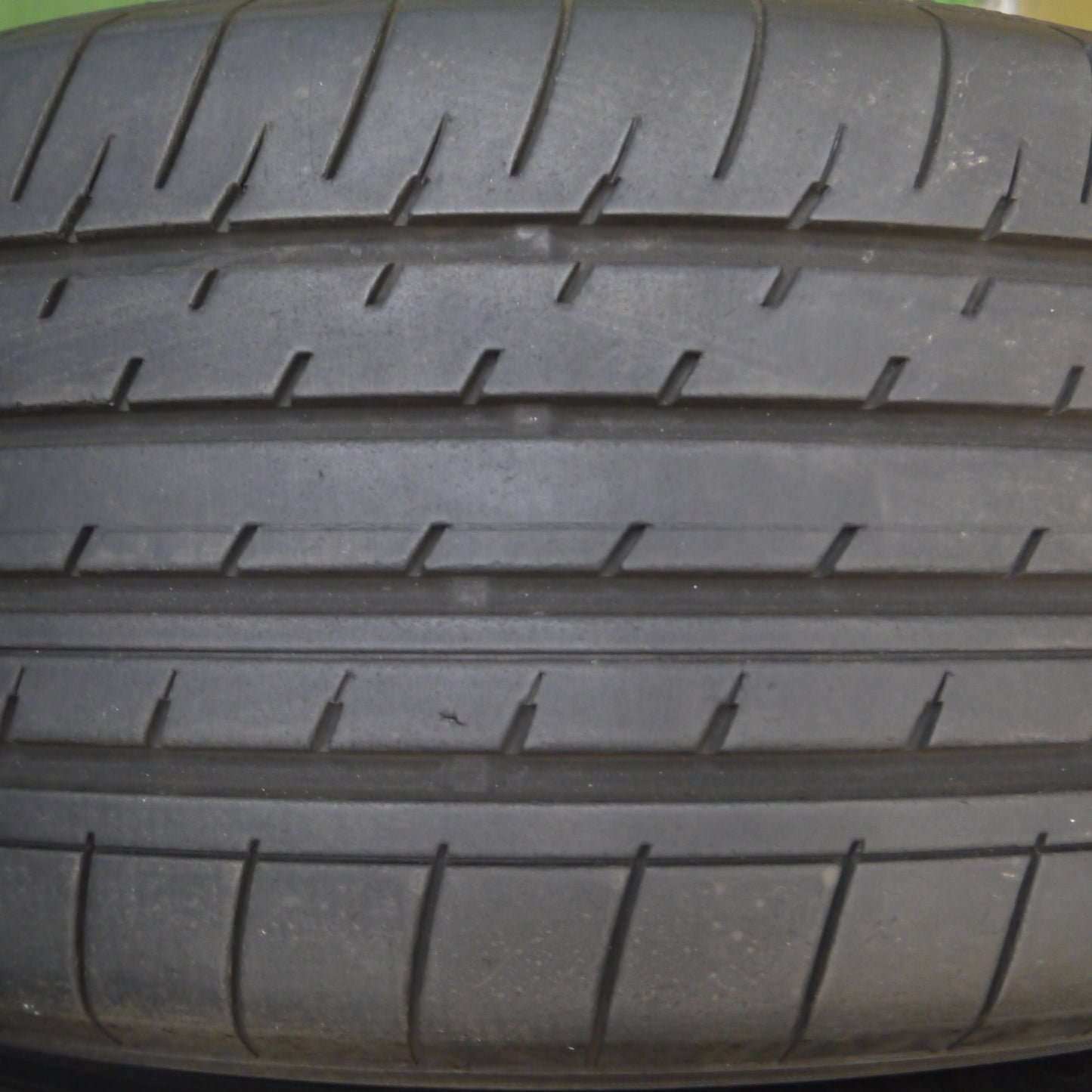 *送料無料* バリ溝！21年！キレイ！8.5分★アルファロメオ ステルヴィオ 等 MAK ARESE 235/60R18 ヨコハマ BluEarth-XT AE61 18インチ アレーゼ PCD110/5H★4050106Hノ