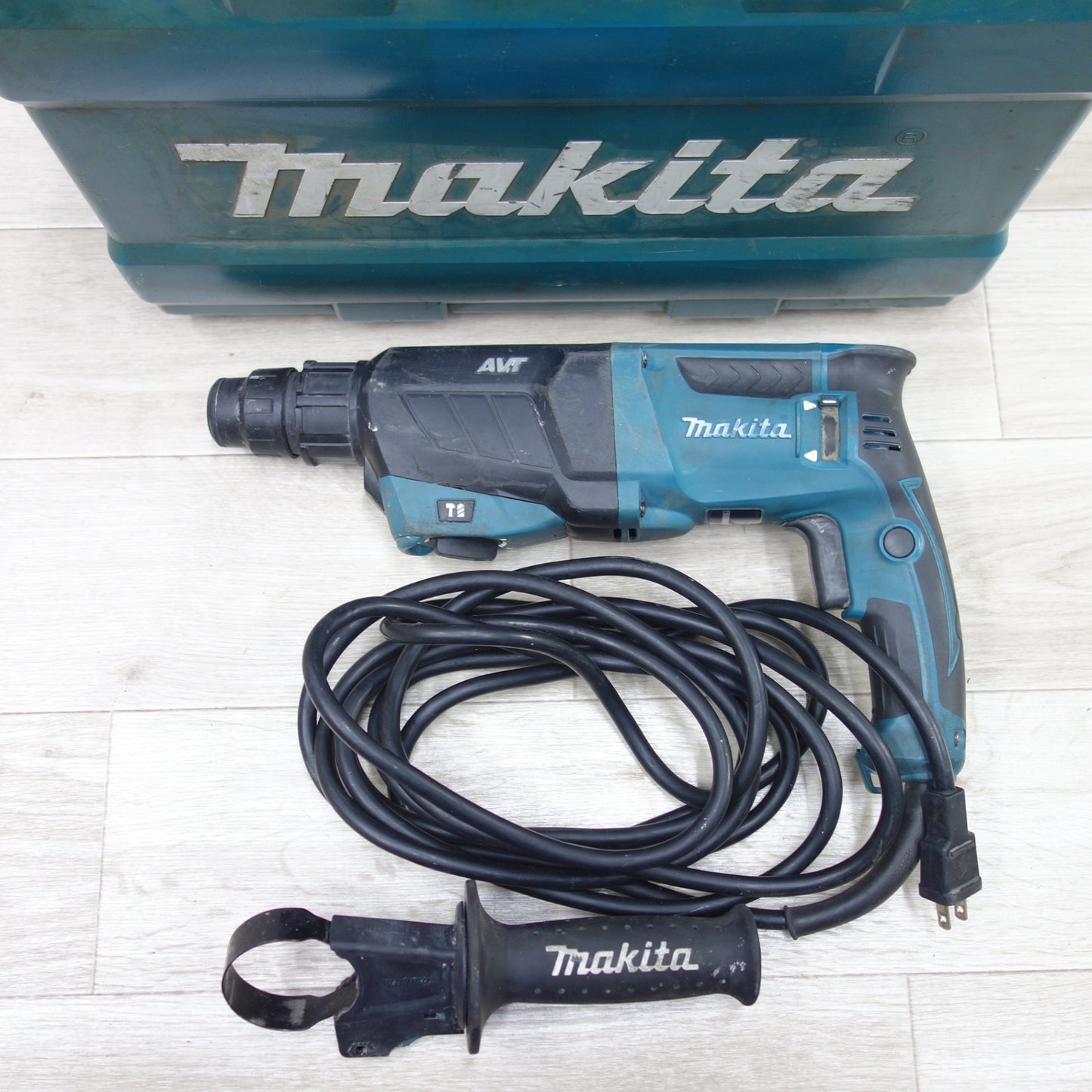 [送料無料] ◆マキタ 26mm ハンマ ドリル HR2631F ハンマードリル 穴あけ 電動 工具 コード式 DIY makita◆