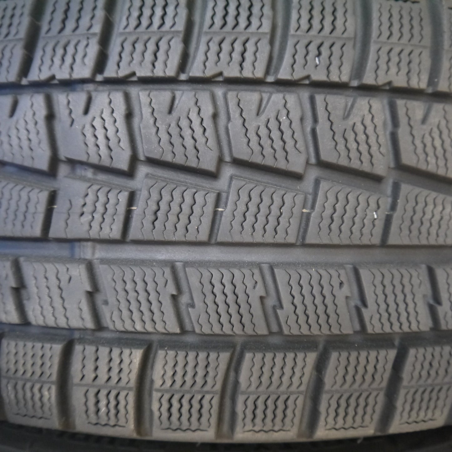 バリ溝！キレイ！9分★スタッドレス 215/60R16 ダンロップ ウインターマックス WM01 社外 アルミ 16インチ PCD114.3/5H★6060106Hス