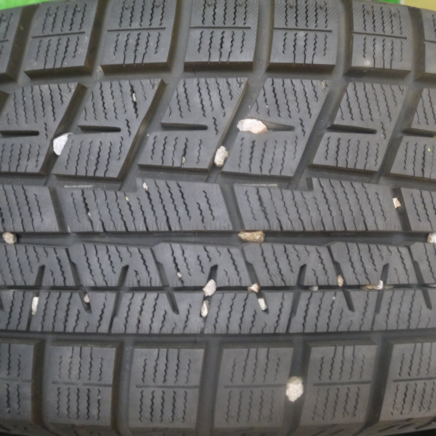 *送料無料* バリ溝！キレイ！9.5分★スタッドレス 215/60R16 ヨコハマ アイスガード iG60 Laffite ラフィット 16インチ PCD114.3/5H★4081906Hス