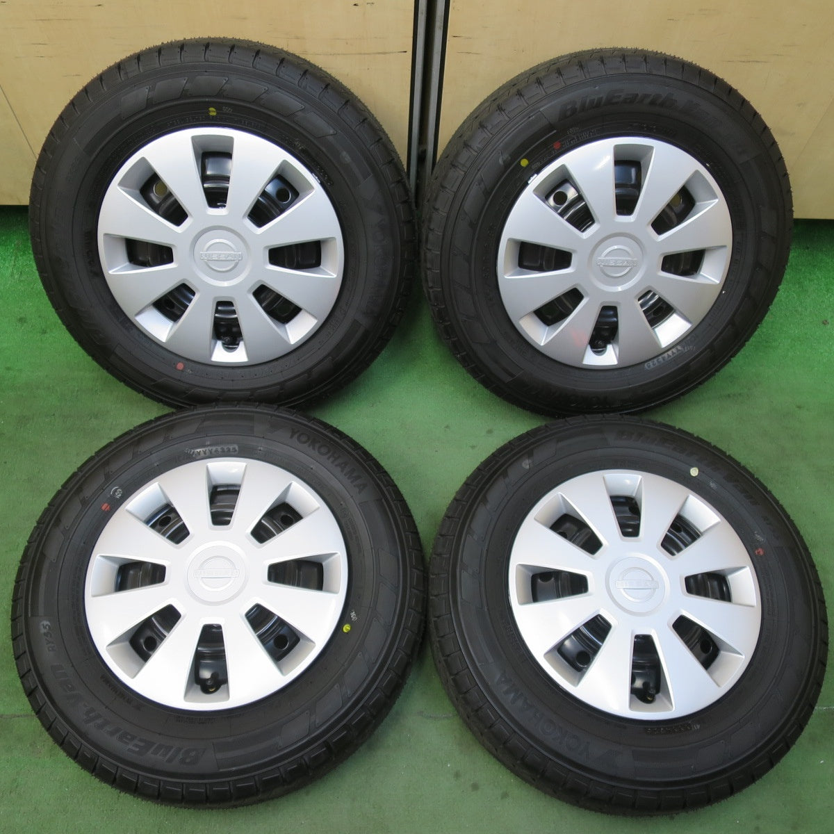 新車外し！25年★日産 クリッパー 純正 スチール 145/80R12 80/78N ヨコハマ BluEarth-Van RY55 12インチ PCD100/4H★5120517イノ