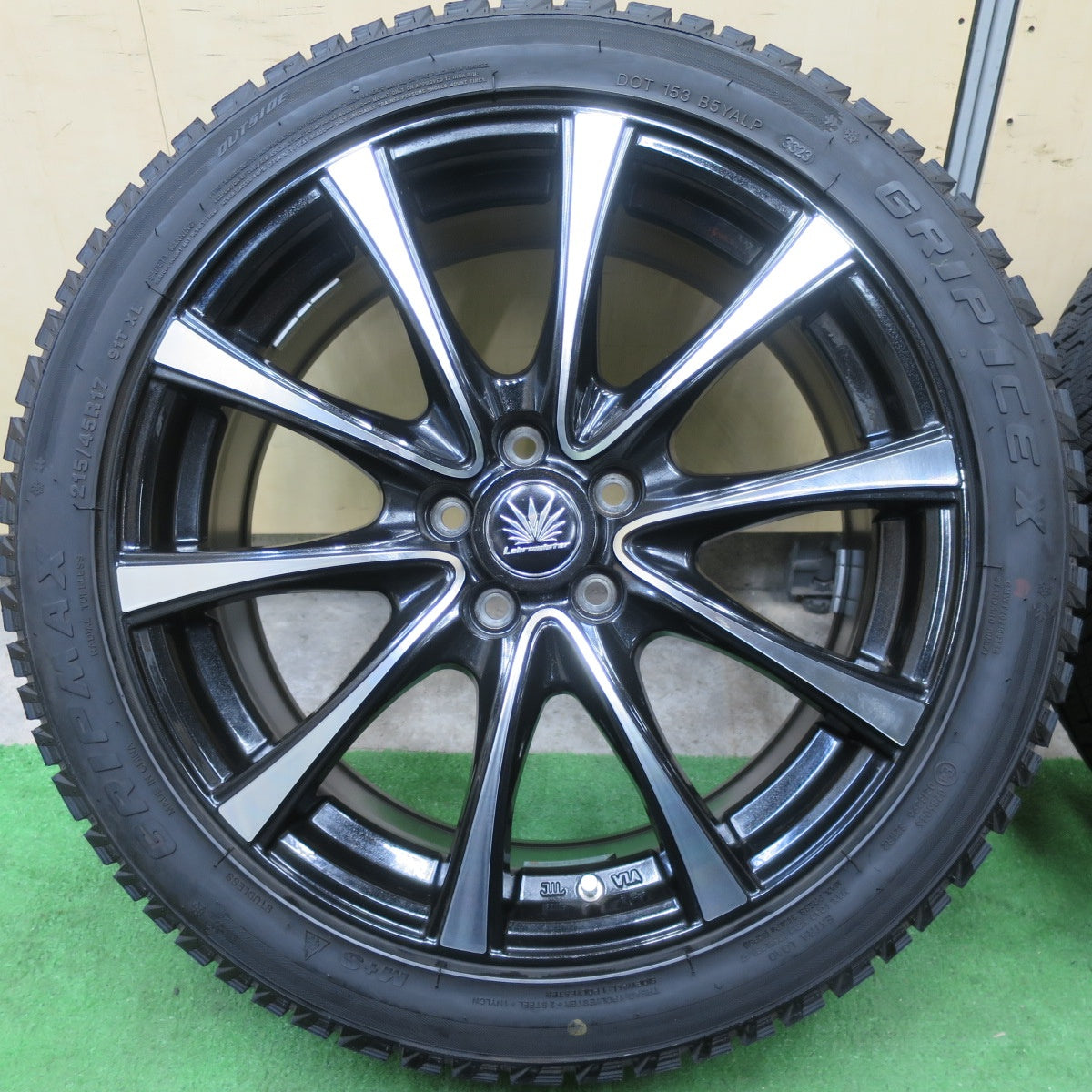 バリ溝！23年！キレイ！9.5分以上★86 BRZ 等 215/45R17 Lehrmeister PREMIX AMALFI V Jr スタッドレス グリップマックス グリップアイス X レアマイスター PCD100/5H★5052804TTス