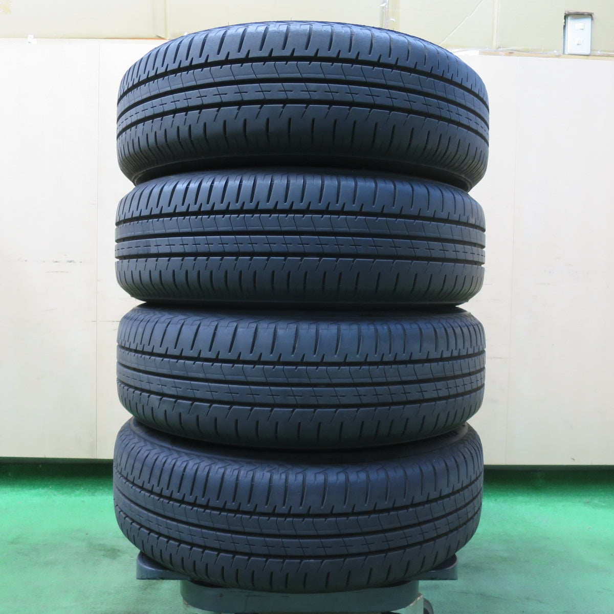 [送料無料] バリ溝！23年！9分★175/65R15 ブリヂストン エコピア NH200C ZEPHYR ゼファー 15インチ PCD100/4H★5031405イノ