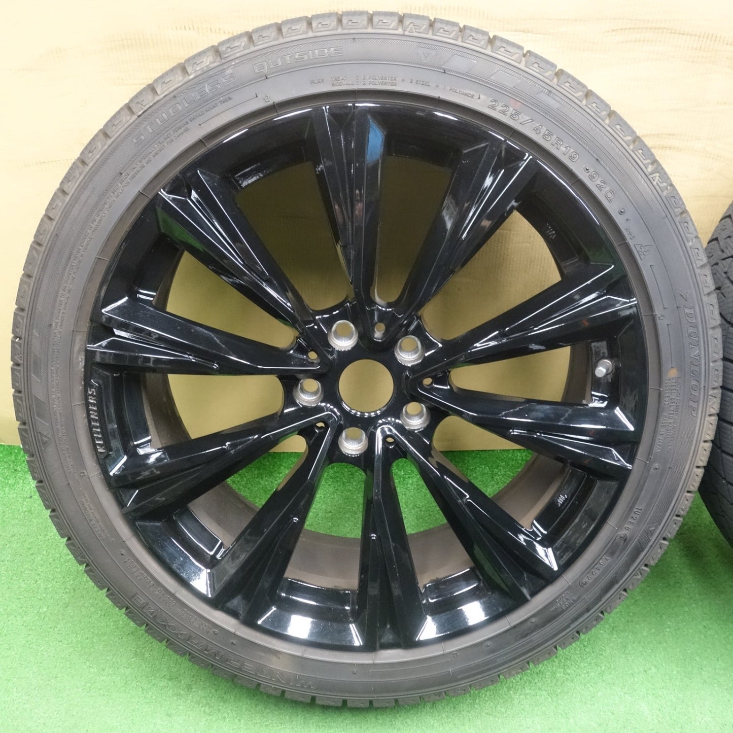 バリ溝！22年！9.5分以上◎BMW 等 KELLENERS 225/45R19 スタッドレス ダンロップ ウインターマックス 03 ケレナーズ 19インチ PCD112/5H◎6082801KTス