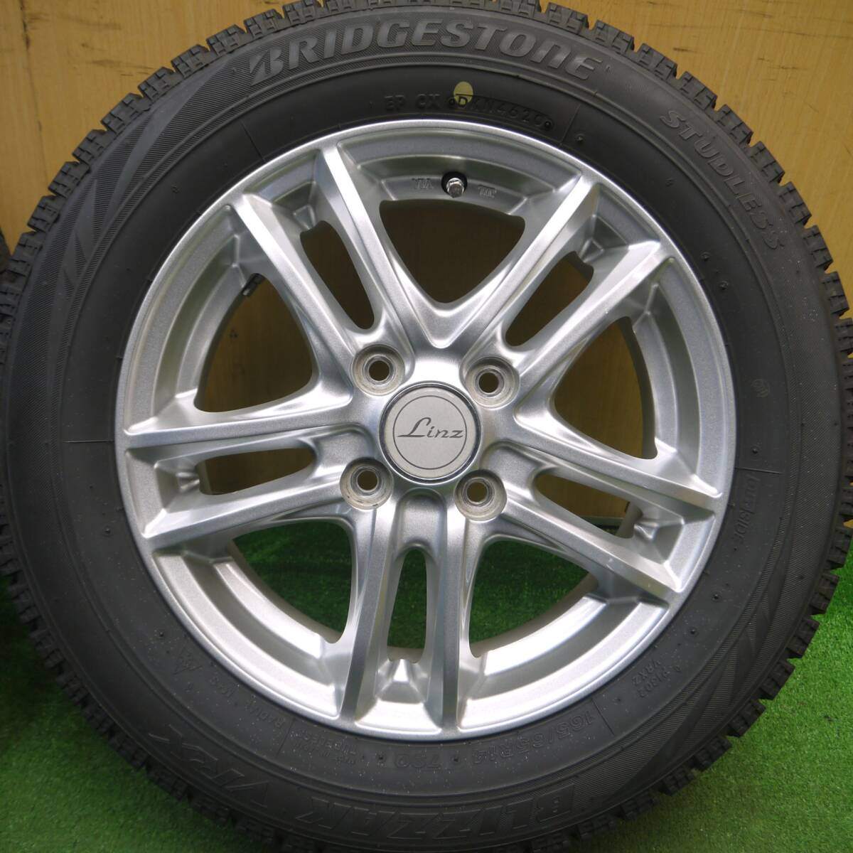 キレイ★スタッドレス 165/65R14 ブリヂストン ブリザック VRX Linz 14インチ ソリオ ハスラー 等 PCD100/4H★5021412Hス