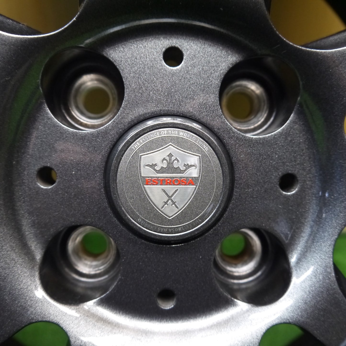 バリ溝！23年！キレイ！8.5分★185/60R15 ヨコハマ ブルーアース AE01F ESTROSA エステローザ 15インチ PCD100/4H★5051903Hノ