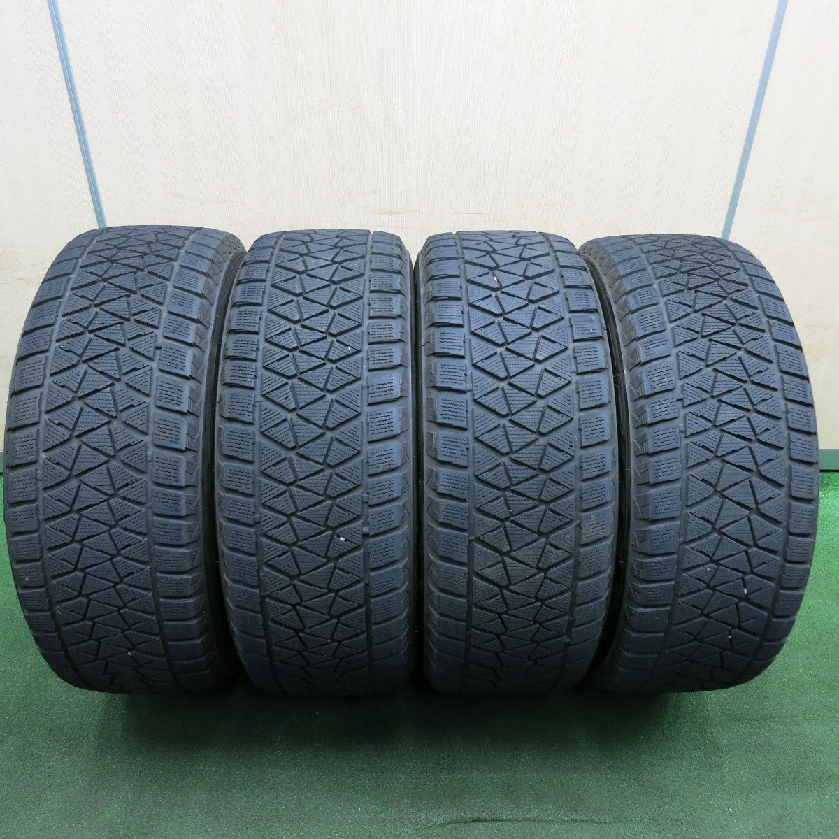 *送料無料* キレイ★三菱 パジェロ 純正 265/60R18 スタッドレス ブリヂストン ブリザック DM-V2 18インチ PCD139.7/6H★4041702TNス