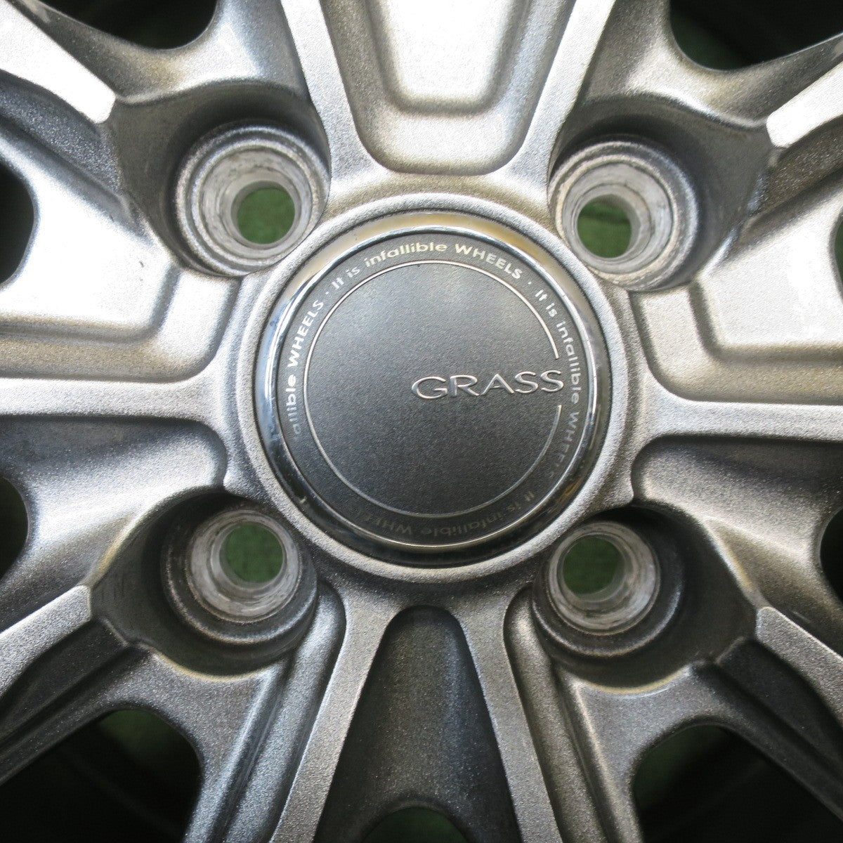 バリ溝！22年！キレイ！9分★スタッドレス 175/65R14 ヨコハマ アイスガード iG60 GRASS グラス 14インチ PCD100/4H★6052606NJス