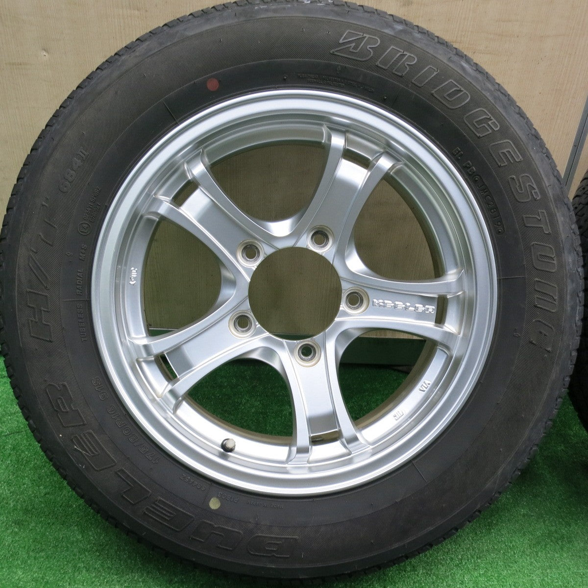 [送料無料] キレイ★ジムニー 等 KEELER 175/80R16 ブリヂストン デューラー H/T 684Ⅱ キーラー 16インチ PCD139.7/5H★4112509TNノ