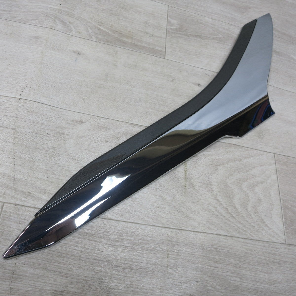 [送料無料] 美品◆ヴェルファイア 30系 社外 ヘッド ライト ガーニッシュ メッキ WK-823-33-L WK-823-33-R メーカー不明◆