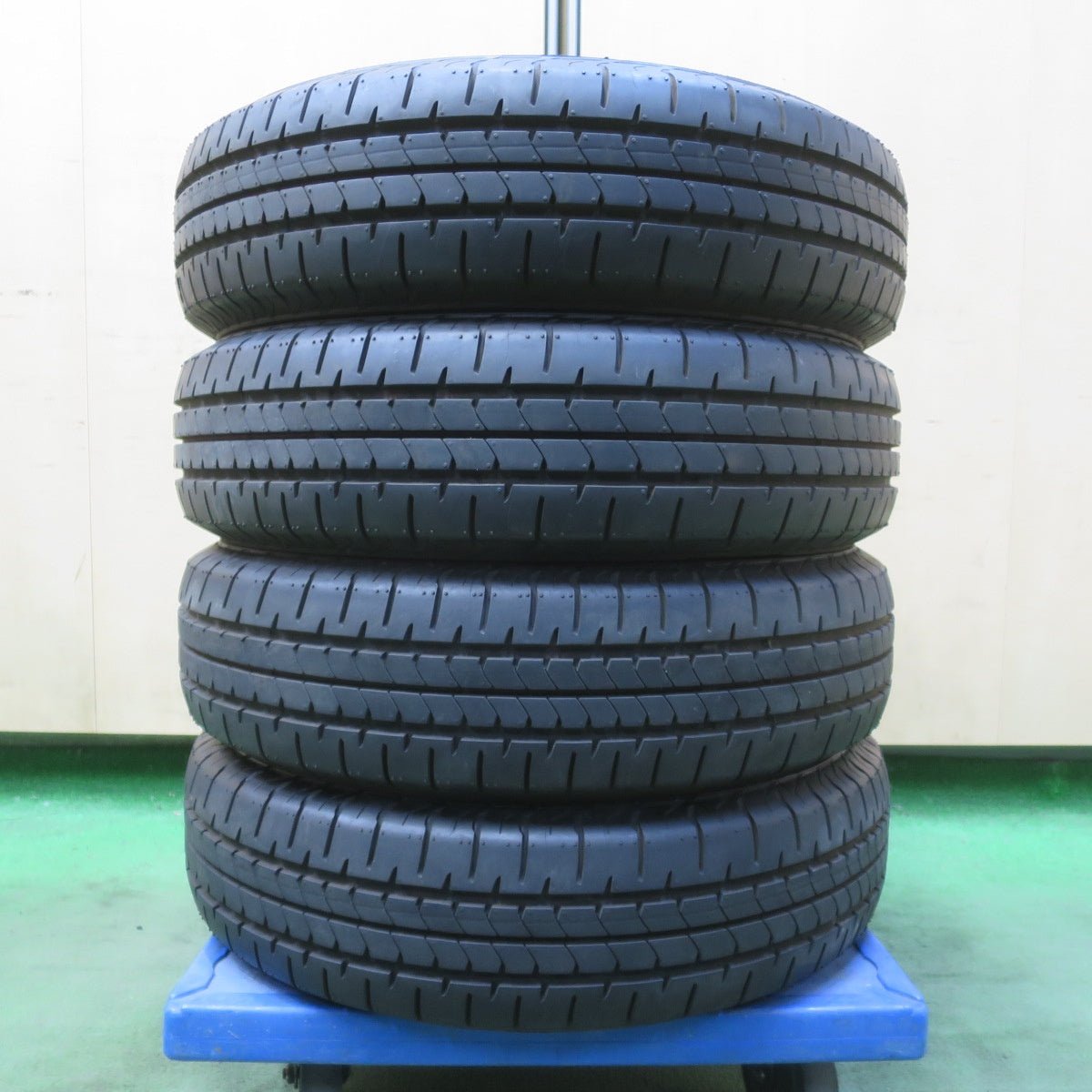 ほぼ未使用！25年★155/70R13 ブリヂストン NEWNO エコピア ニューノ タイヤ 13インチ バモス ミライース タウンボックス エブリイ ワゴン 等★6032705イノタ