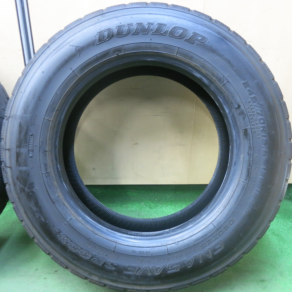 バリ溝！25年！9.5分以上★トラック タイヤ 245/70R19.5 136/134J ダンロップ エナセーブ SP638L オールシーズン 19.5インチ★5112501SKスタ