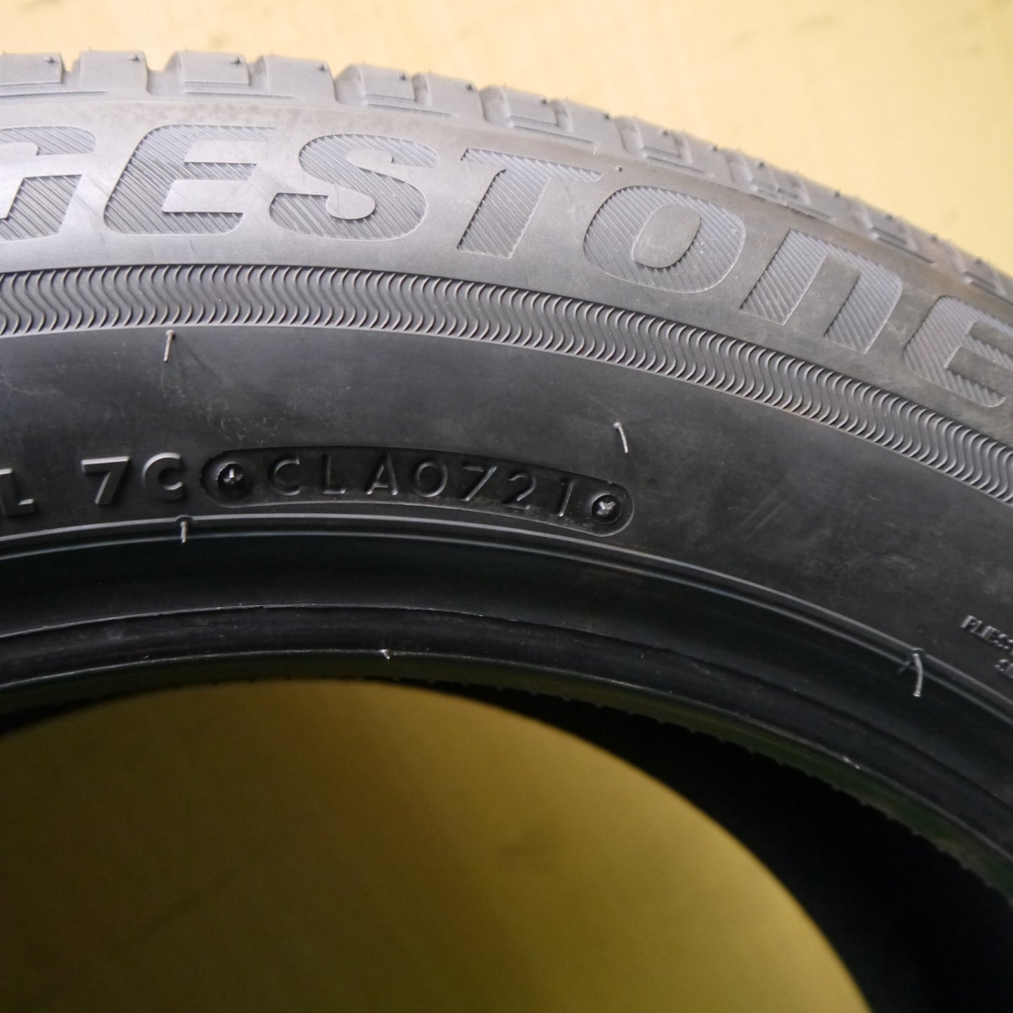 ほぼ未使用！21年！1本★235/55R18 ブリヂストン エコピア H/L 422 プラス タイヤ 18インチ RAV4 ハリアー ヴァンガード 等★6011410Hノタ