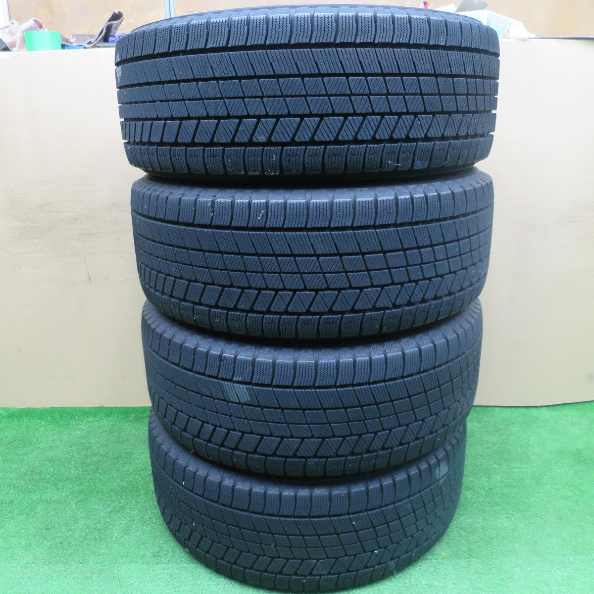 バリ溝！21年！9分★BMW MINI 等 MAK OXFORD 225/55R17 スタッドレス ブリヂストン ブリザック VRX3 オクスフォード 17インチ PCD112/5H★5121404NKス