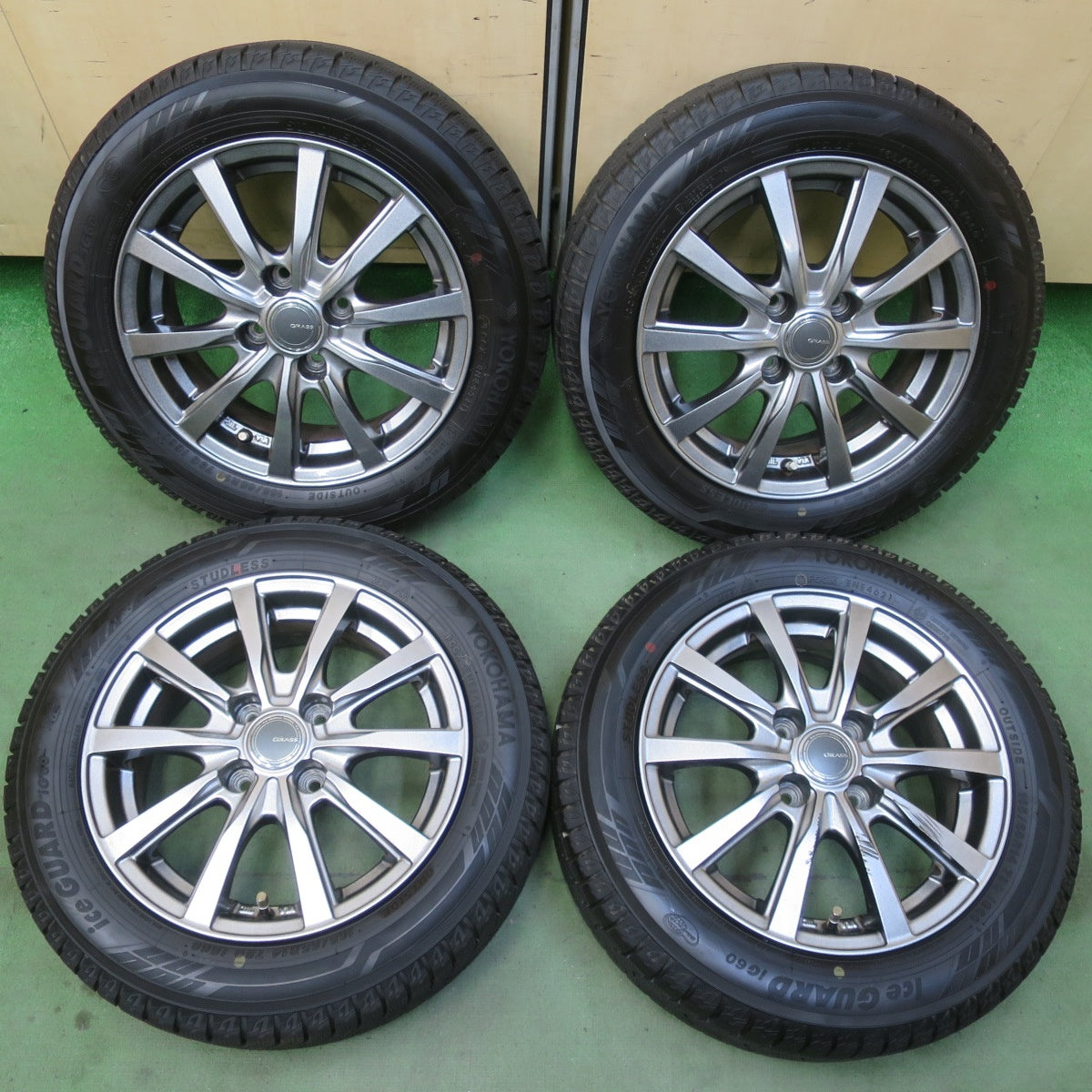 バリ溝！キレイ！9.5分以上★スタッドレス 165/65R14 ヨコハマ アイスガード iG60 GRASS グラス 14インチ PCD100/4H★6051803イス