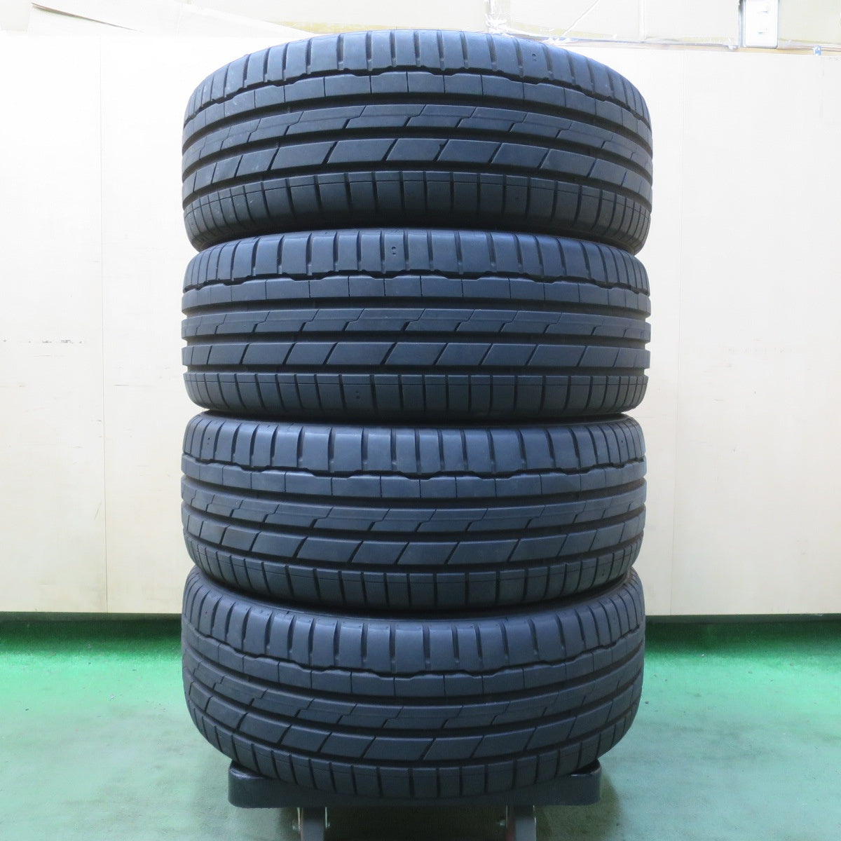 バリ溝！25年！キレイ！9.5分◎215/45R18 ハンコック ベンタス S1 evo3 Chronus クロノス 18インチ PCD114.3/5H◎6090701IMノ
