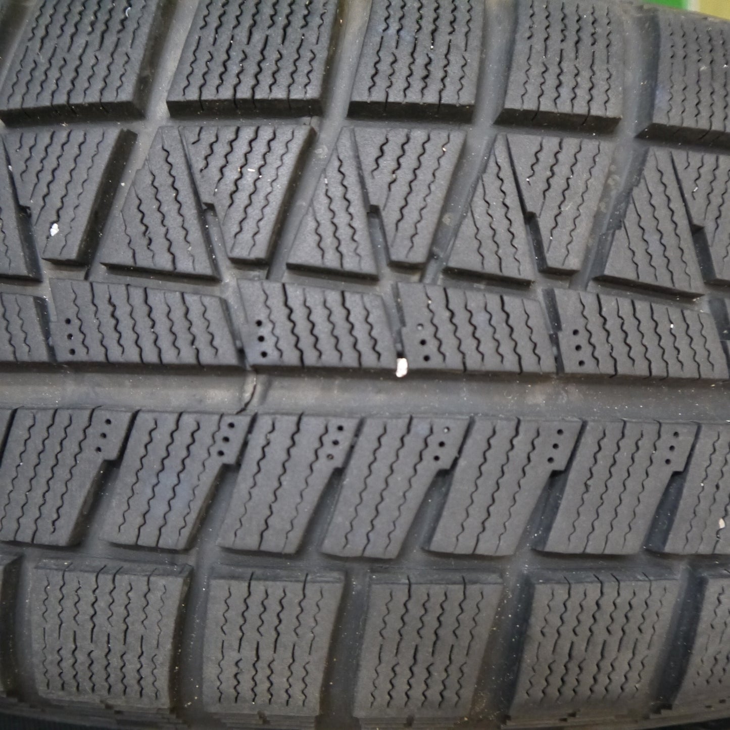 バリ溝！キレイ！9分★スタッドレス 215/65R16 ブリヂストン アイスパートナー2 TOPRUN トップラン 16インチ PCD114.3/5H★5112104Hス