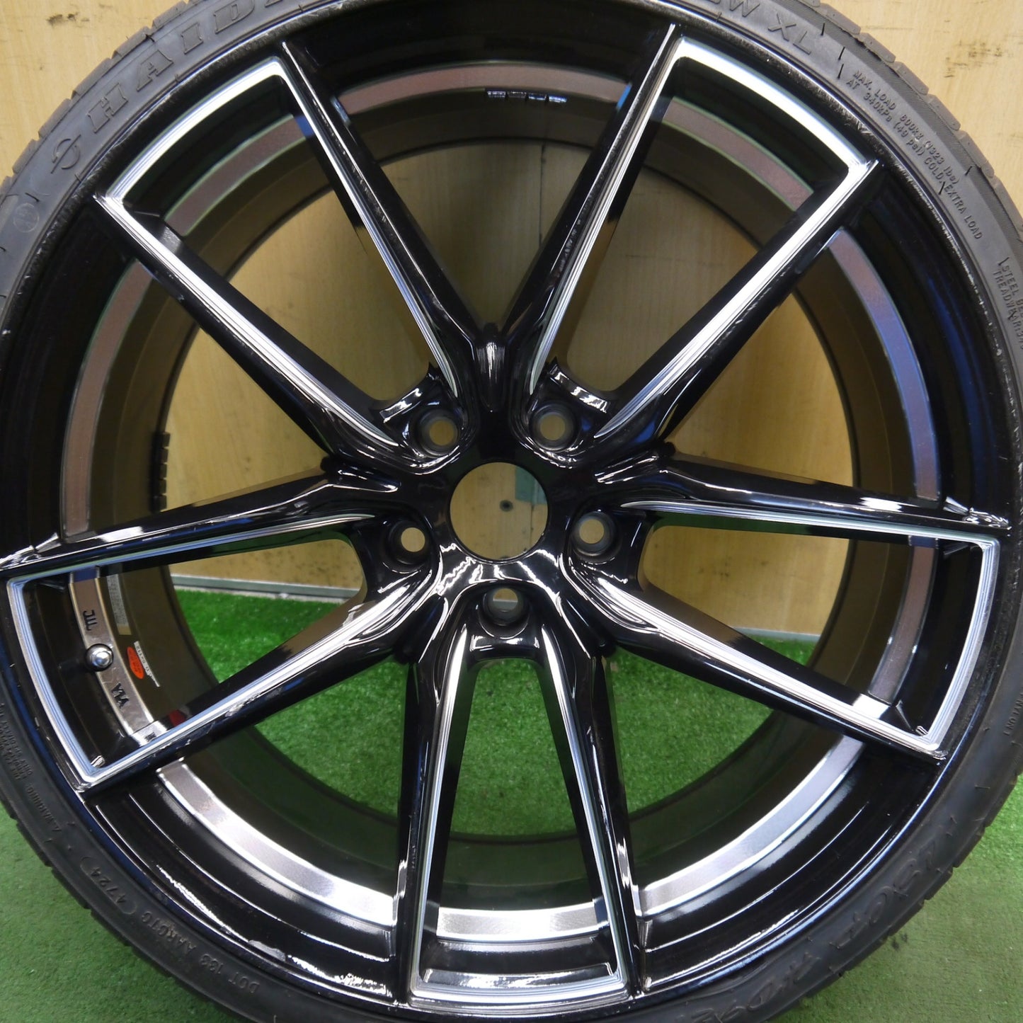 ほぼ未使用！24年！1本◎ベンツ アウディ 等 245/30R20 ハイダ LECP HD927 Lxryhanes LU-221 ラグジー ヘインズ 20インチ PCD112/5H◎6062207Hノ
