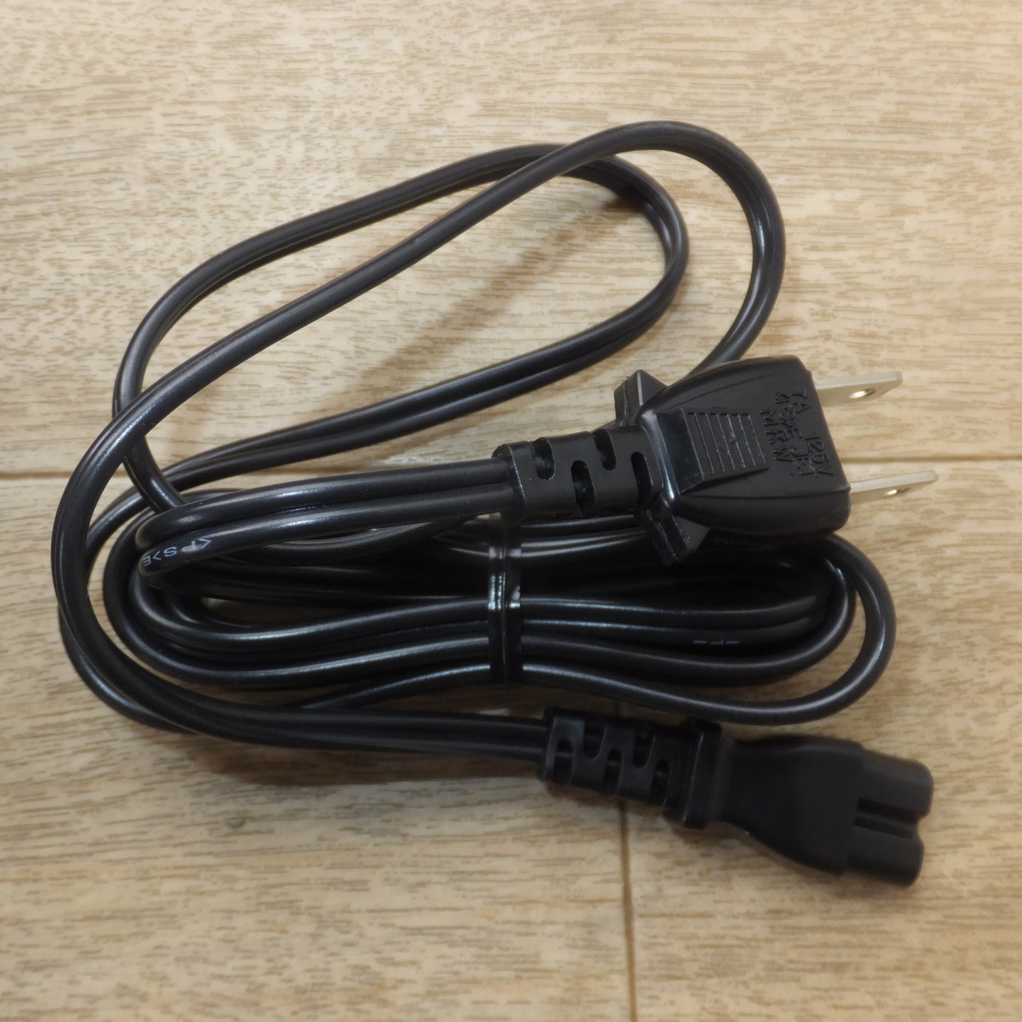 [送料無料] 未使用★マクセルイズミ IZUMI バッテリーチャージャー BATTERY CHARGER CH-21J　100v-240V 50-60Hz 14.4V-21.6V★