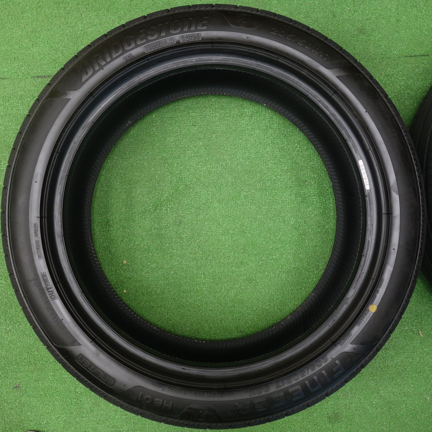バリ溝！26年！9.5分★205/50R17 ブリヂストン FINESSA HB01 タイヤ 17インチ インプレッサ アクセラ ウィッシュ 等★6052903KTノタ