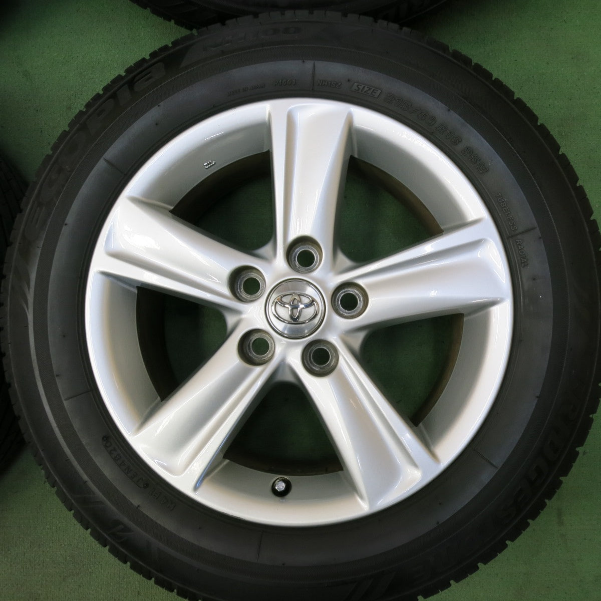 バリ溝！キレイ！9.5分★トヨタ 130系 マークX 純正 215/60R16 ブリヂストン エコピア NH100 16インチ PCD114.3/5H★5081803SKノ