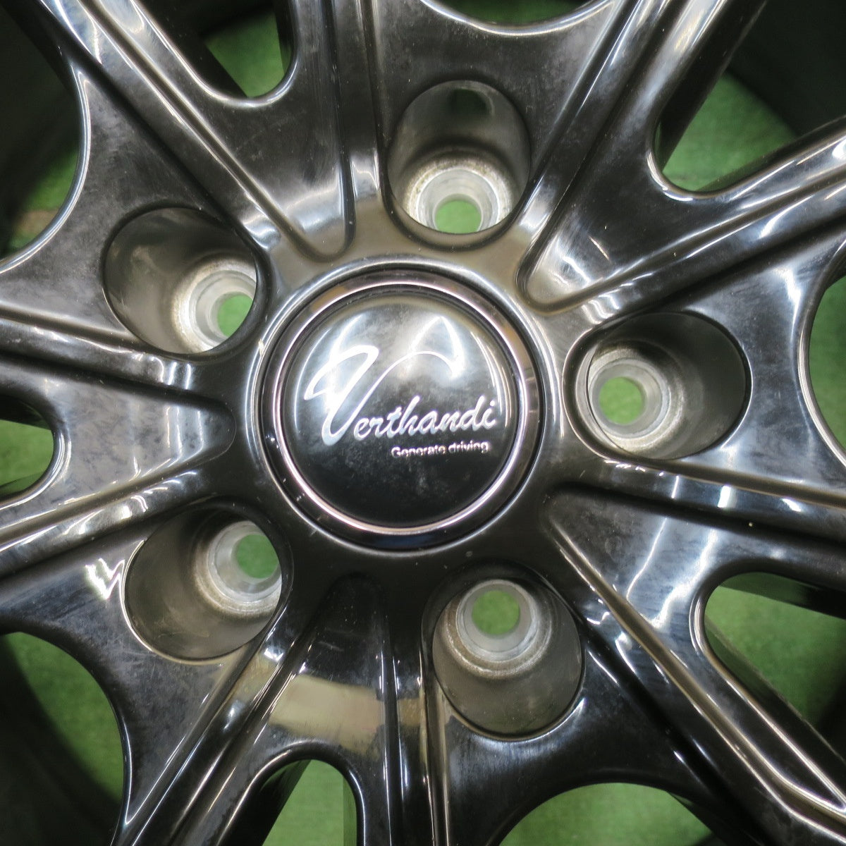 バリ溝！9.5分★スタッドレス 205/55R17 ダンロップ ウインターマックス 03 Verthandi ヴェルザンディ 17インチ PCD114.3/5H★6042404NJス