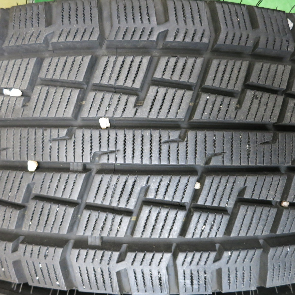 バリ溝！21年！キレイ！9.5分★プジョー 208 等 EUROTECH GAYA SOLI 215/65R16 スタッドレス グリップマックス グリップアイスX SUV ホワイトレター ユーロテック ガヤ ソリ PCD108/4H★5062902HAス