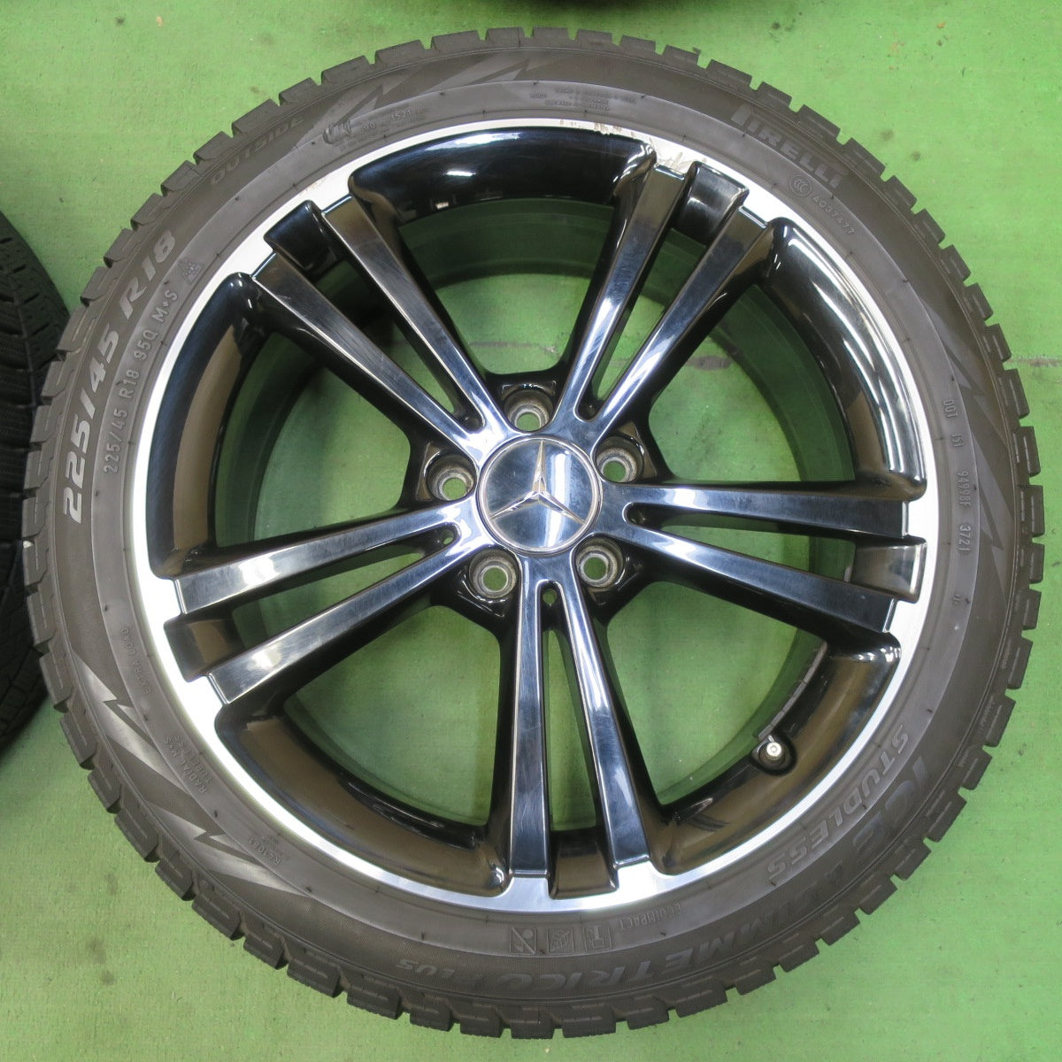バリ溝！22年！9分★ベンツ Aクラス W177 純正 225/45R18 スタッドレス ピレリ アイスゼロ アイスアシンメトリコ プラス 18インチ PCD112/5H★5062503イス