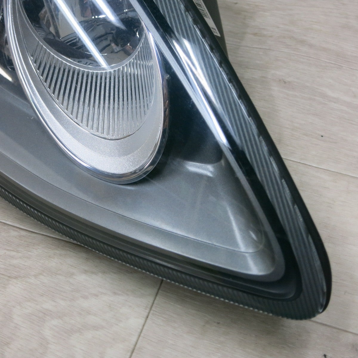 [送料無料] ◆ポルシェ パナメーラ 純正 ヘッド ライト ランプ 右側 1ZT009639-42 97063107004 2010年モデル◆
