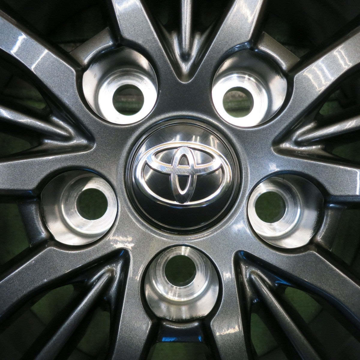 新車外し◎トヨタ 90系 ノア ヴォクシー 純正 ホイール 16インチ 16×6J PCD114.3/5H◎6082201HAホ
