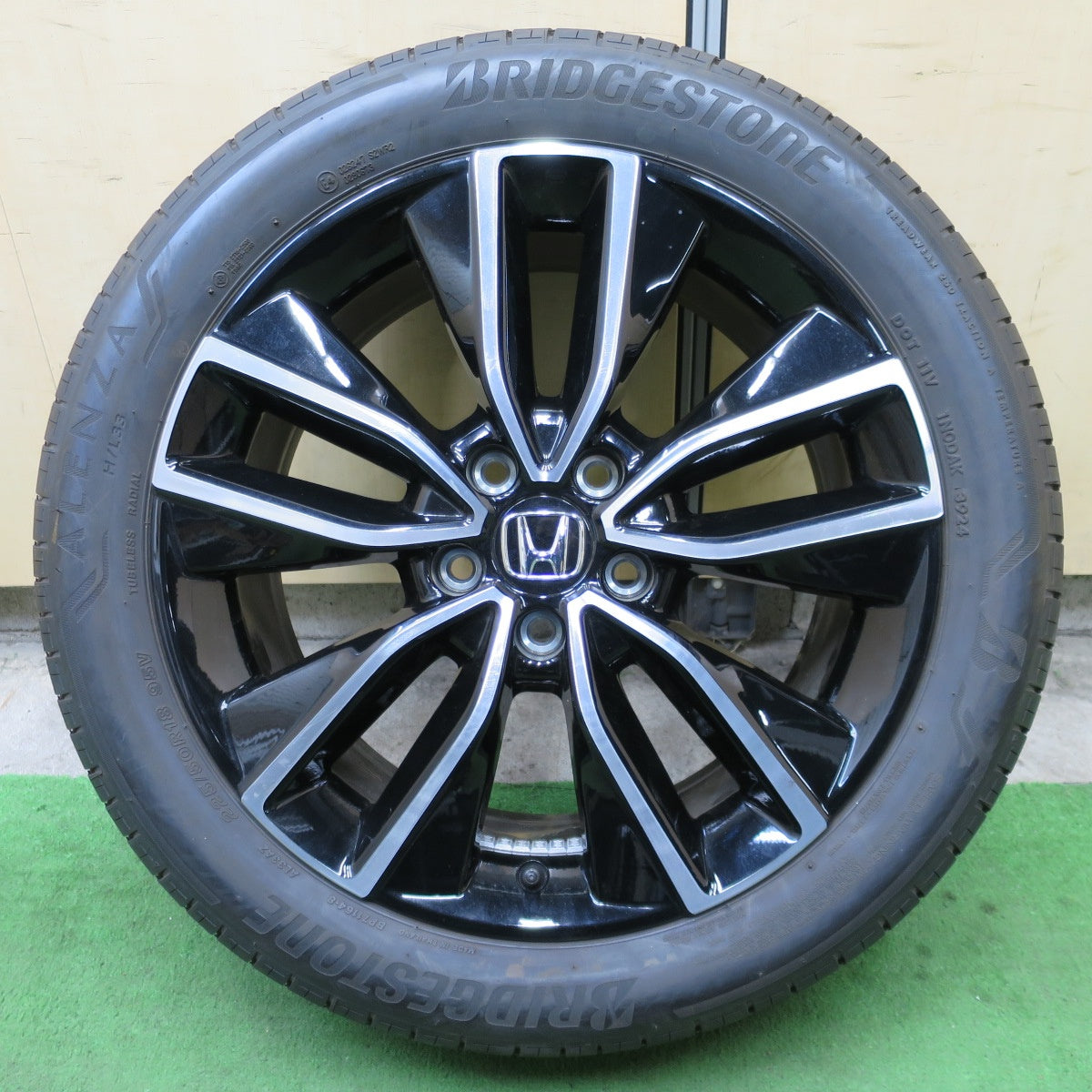 ほぼ未使用！24年！1本★ホンダ RV ヴェゼル e:HEV Z 純正 225/50R18 ブリヂストン アレンザ H/L33 ALENZA 18インチ PCD114.3/5H★6040802ナノ