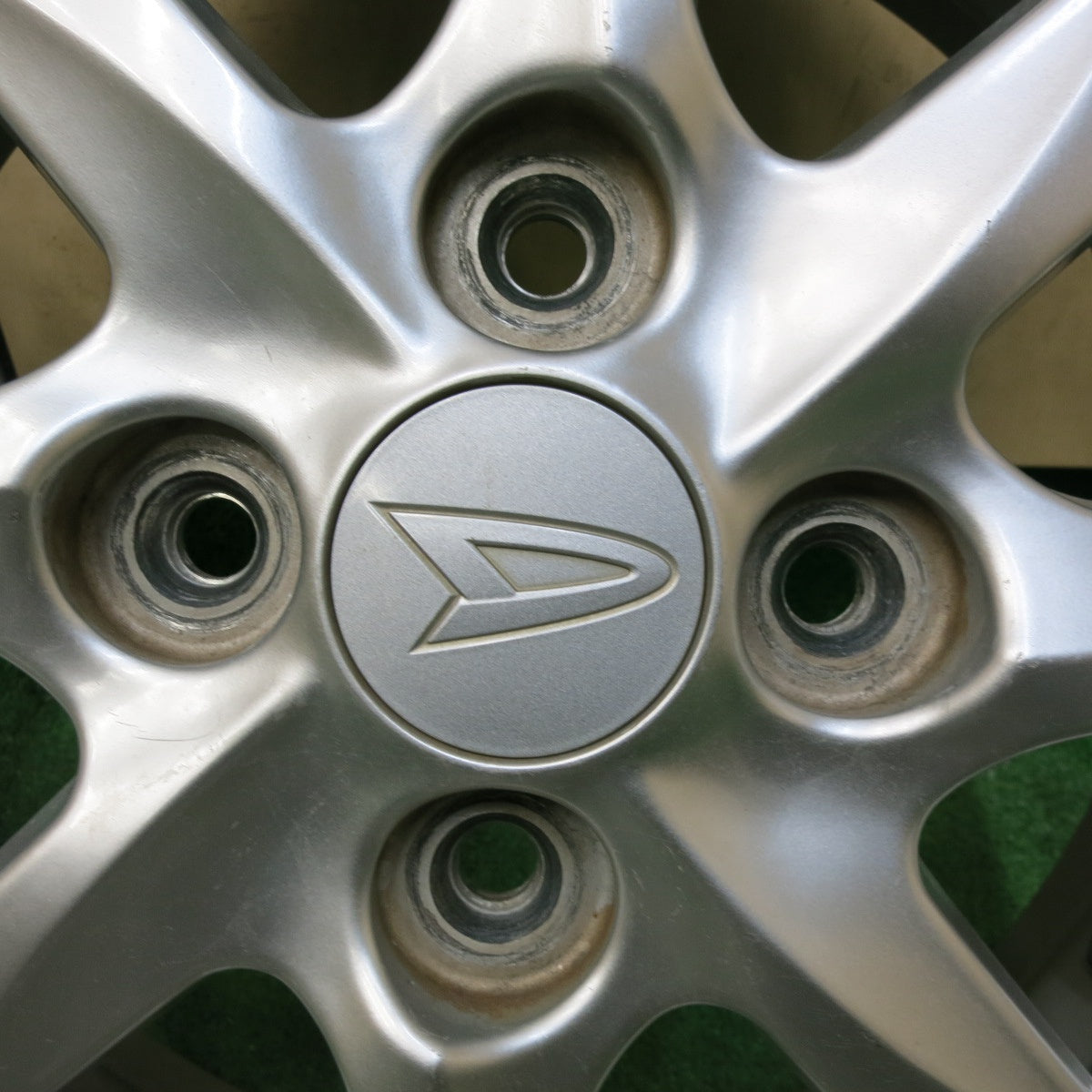 [送料無料] キレイ★ダイハツ ムーヴ タント 等 純正 ホイール 14インチ 14×4.5J PCD100/4H★5021409SYホ