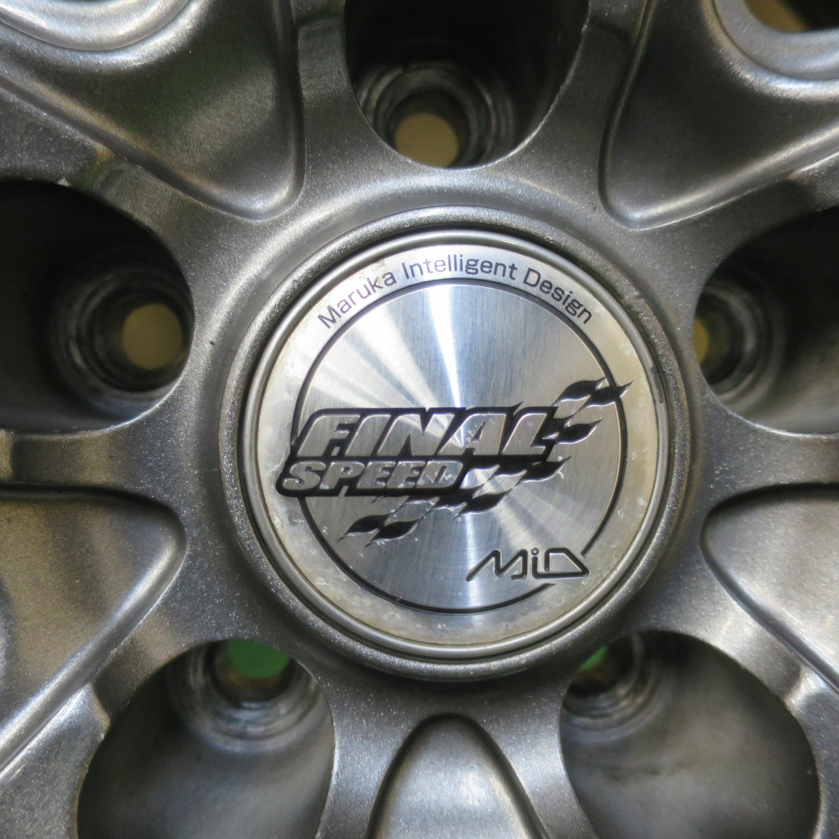 バリ溝！22年！キレイ！9分★スタッドレス 215/60R17 ピレリ アイスゼロ アシンメトリコ FINAL SPEED MiD ファイナルスピード 17インチ PCD114.3/5H★5123008イス