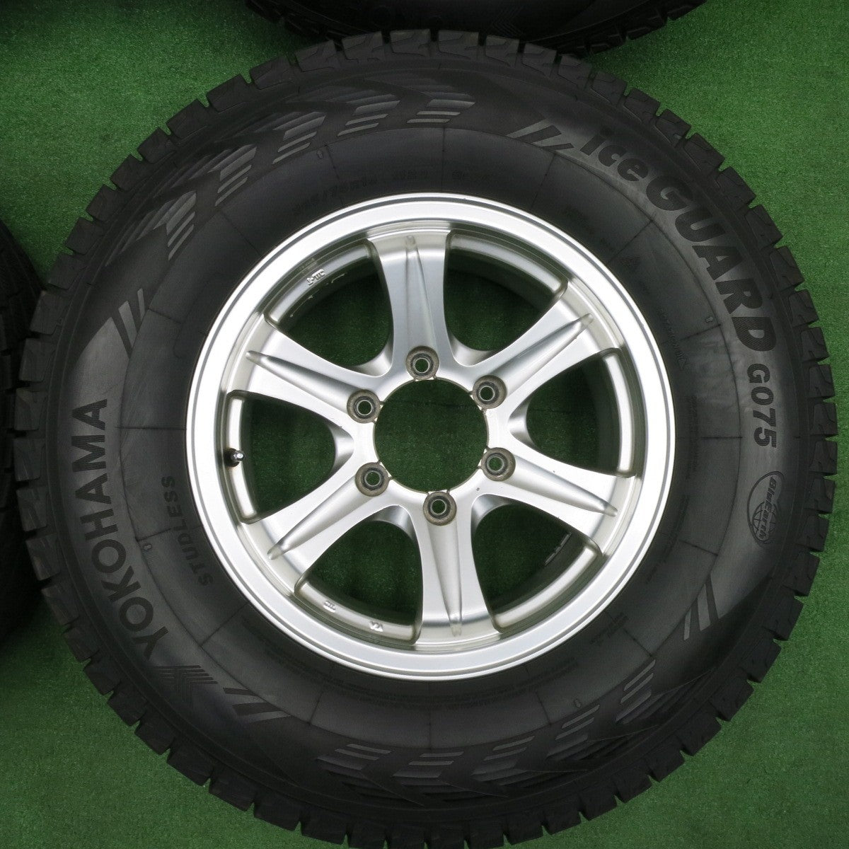 [送料無料] バリ溝！20年！8.5分★スタッドレス 265/70R16 ヨコハマ アイスガード G075 社外 アルミ 16インチ PCD139.7/6H★4120512TNス