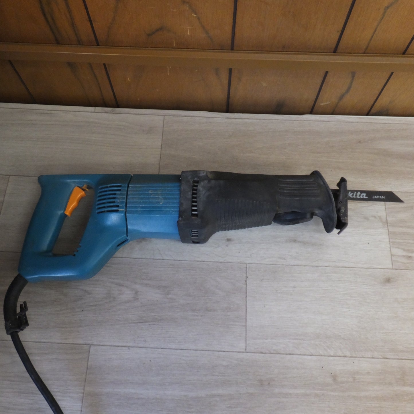 [送料無料] ★マキタ makita レシプロソー JR3020　100V 10.7A 50-60Hz 1020W★